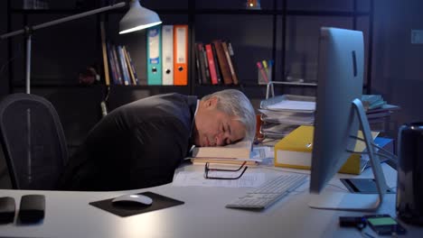 Manager-or-employee-falling-asleep-in-office.